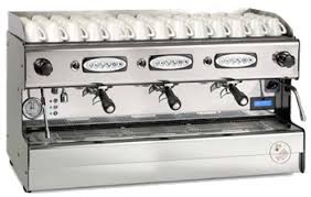 Machine à café 3 groupes